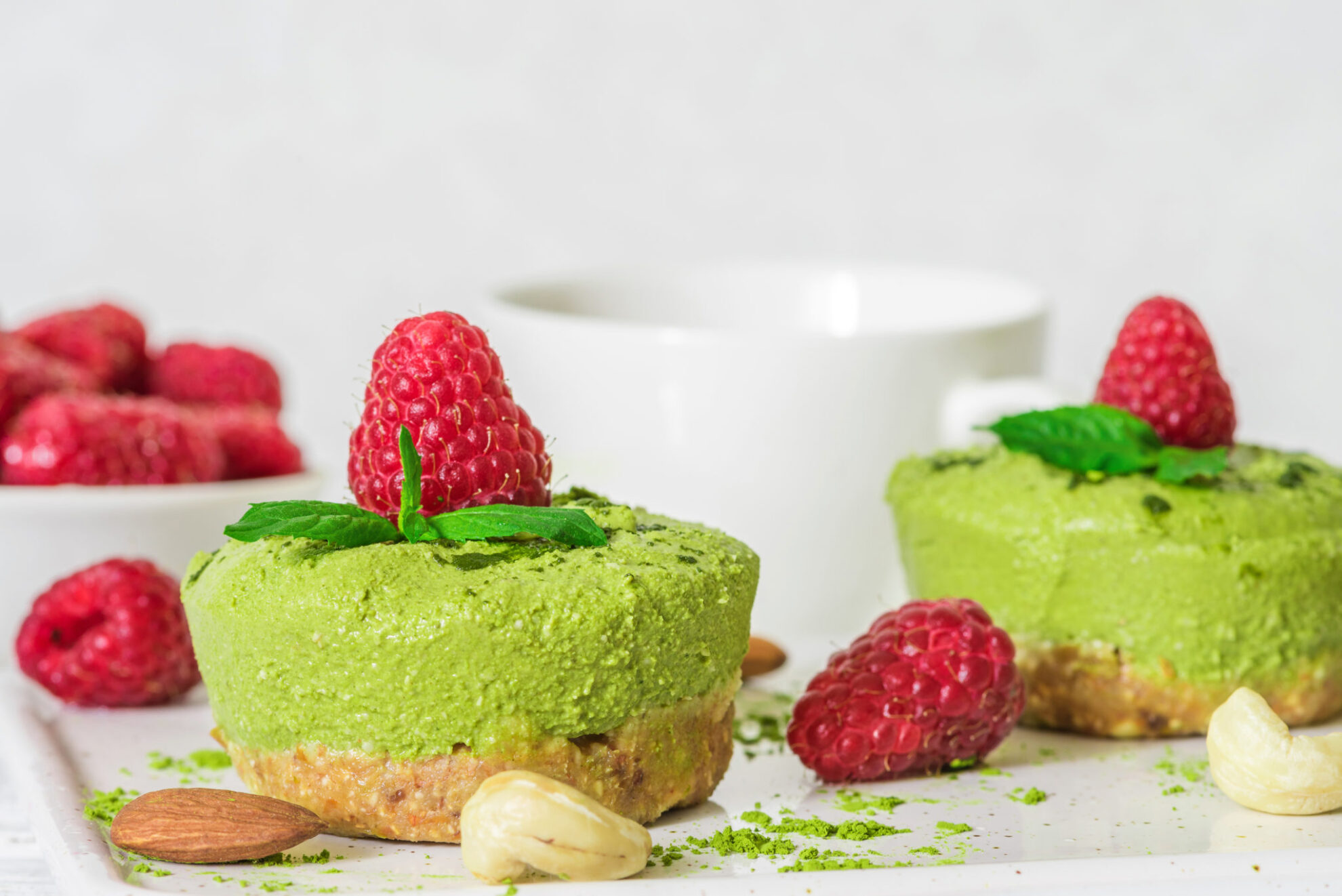 , Raw & vegan Moringa Raspberry Mini Cheesecakes, Nia Pure Nature